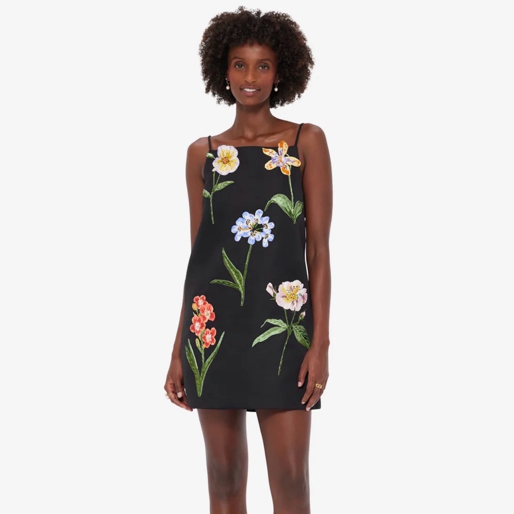 Leo Lin Black Dress with flower appliqué size 10 VEUC
